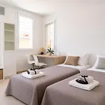 Viola Villa